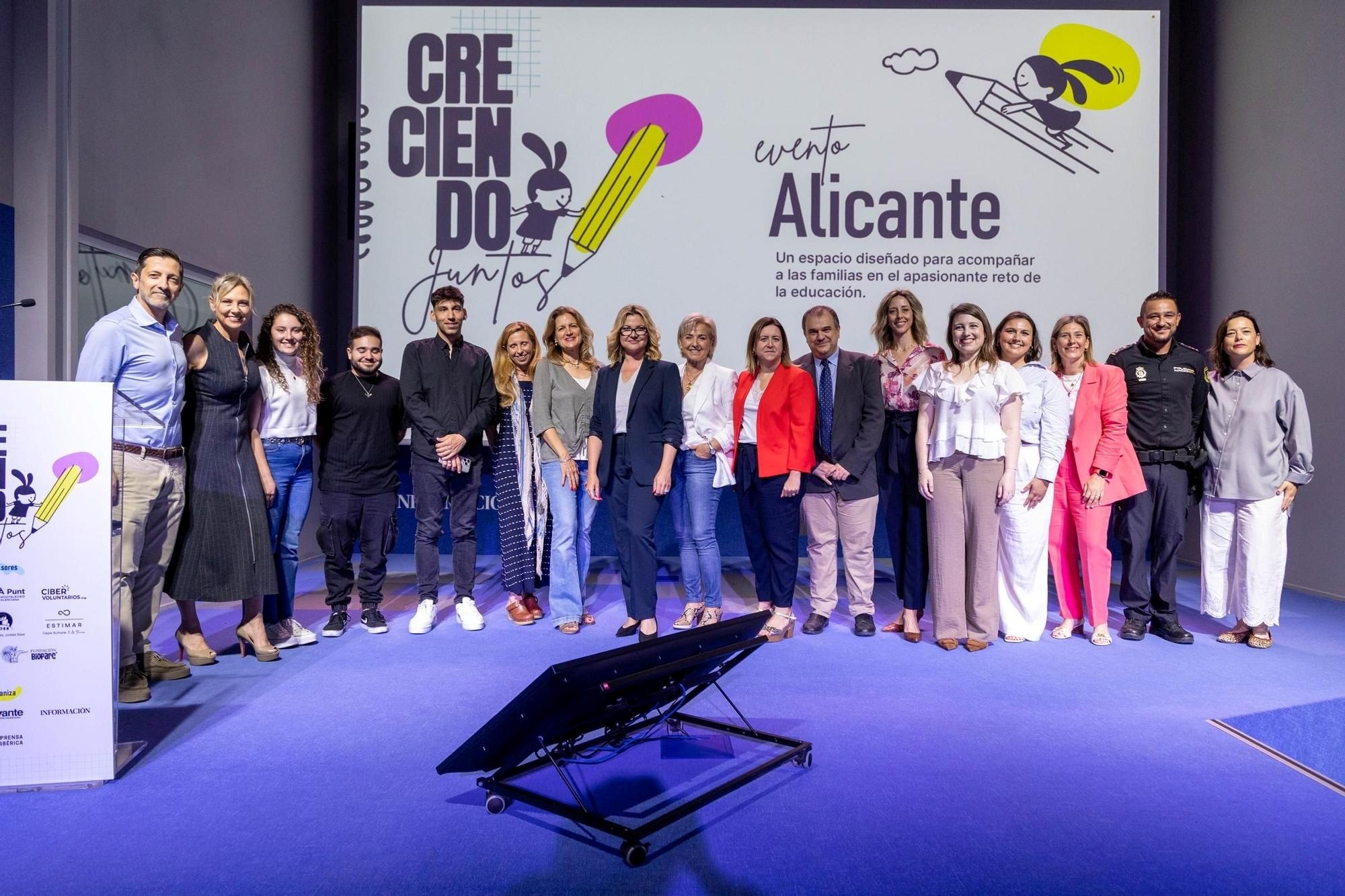imagen del evento Creciendo Juntos en el Club Información